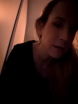 NaomiAndFriends online show from February 2025 02:16:01 PM