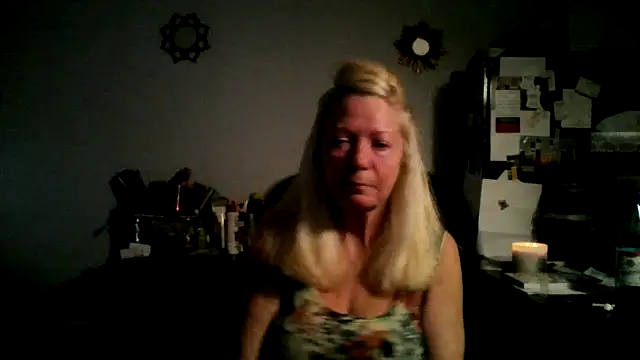 XTRAHORNYONE online show from October 2025 01:42:02 AM