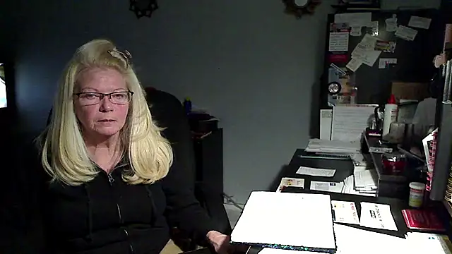 XTRAHORNYONE online show from March 2026 11:57:02 PM