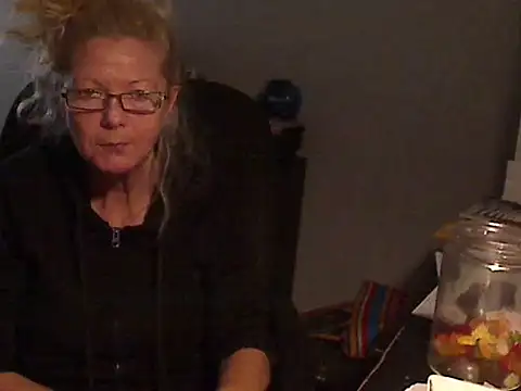 XTRAHORNYONE online show from January 2025 12:38:01 AM