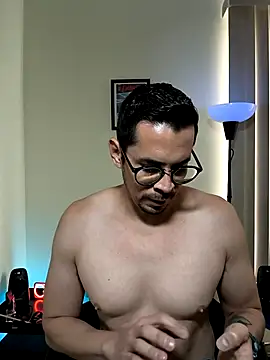 towers j online show from November 2025 06:13:02 PM