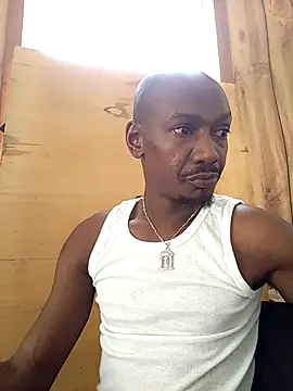 RinsingWood84 online show from March 2025 08:32:02 PM