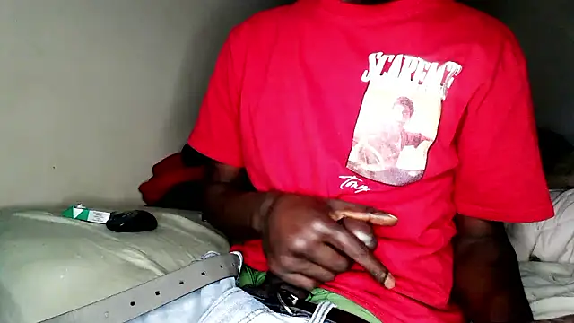 Snapshot of RinsingWood84 chatting on February 2026 12:58:01 PM RinsingWood84 online show from February 2026 12:58:01 PM