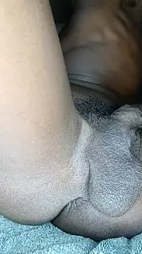 RinsingWood84 online show from December 2025 01:28:02 PM