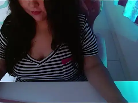 KittyK3 online show from October 2025 05:52:01 AM