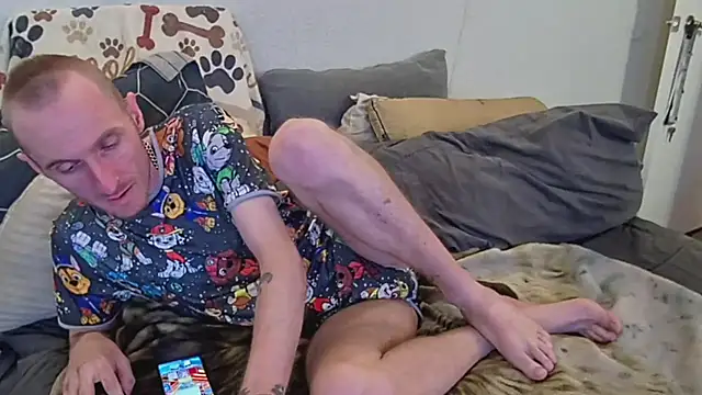 pyrowuff online show from November 2025 12:20:01 AM