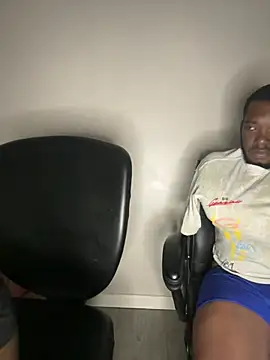 DancingLemonade online show from April 2026 03:07:02 AM