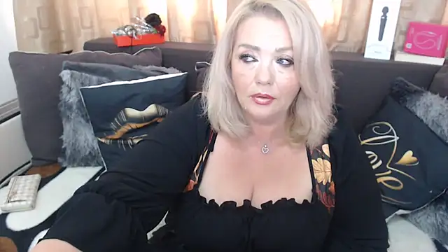 MsMelyssaxx online show from June 2026 04:06:02 AM