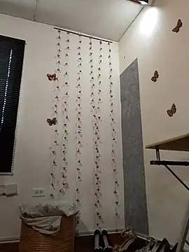 sharom smith1 online show from April 2026 07:21:02 PM