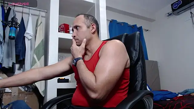 lewislamxxx hot online show from December 2025 10:56:01 PM