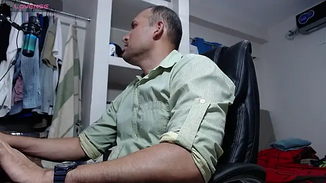 lewislamxxx hot online show from February 2026 11:16:02 PM