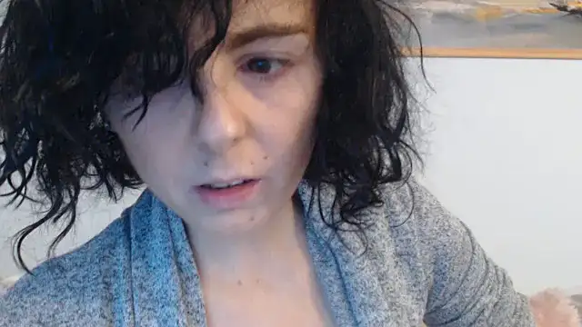 cleophee online show from November 2025 08:04:02 AM