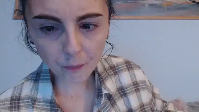 cleophee online show from December 2025 06:45:02 AM