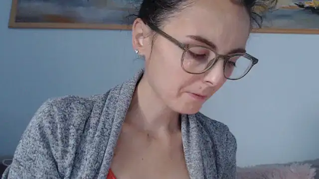 cleophee online show from November 2025 07:56:01 AM