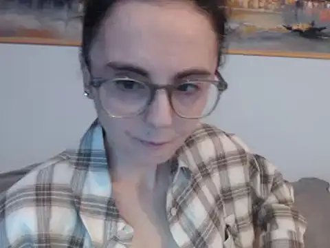 cleophee online show from March 2025 06:38:02 AM