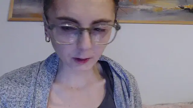 cleophee online show from December 2025 07:44:01 AM