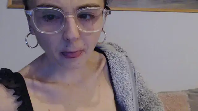 cleophee online show from February 2026 07:02:01 AM