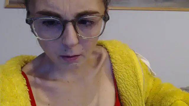 cleophee online show from December 2025 06:25:02 AM