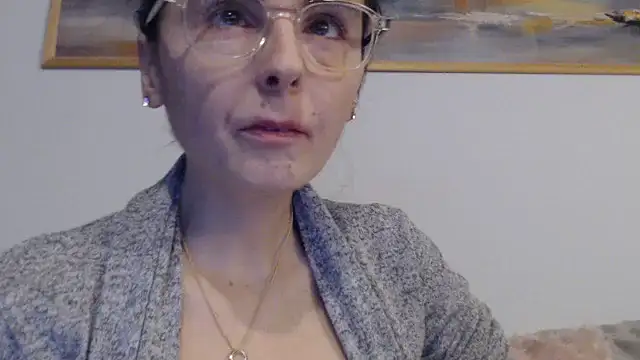 cleophee online show from January 2026 06:42:01 AM