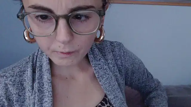 cleophee online show from November 2025 08:14:01 AM