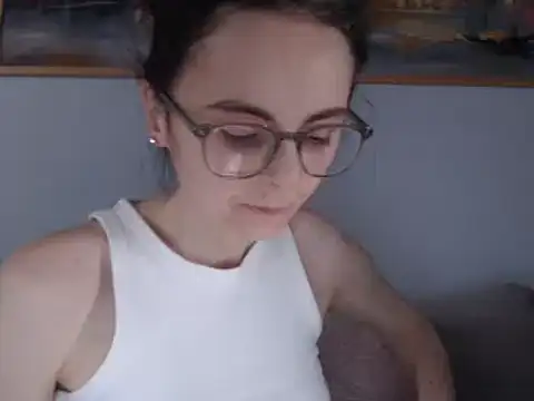 cleophee online show from March 2025 12:54:01 PM