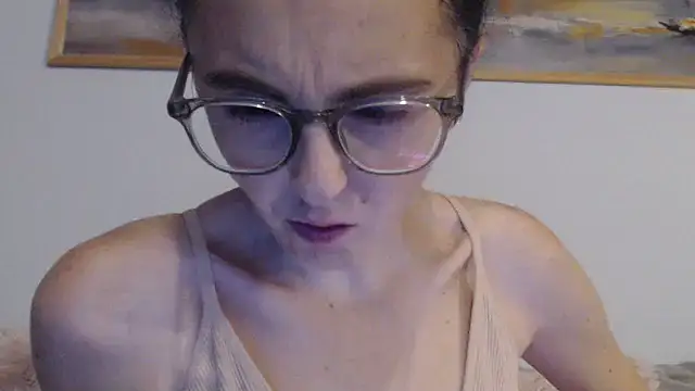 cleophee online show from October 2025 05:42:01 AM