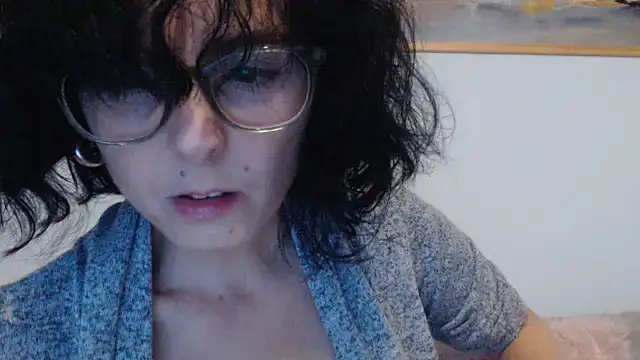 cleophee online show from November 2025 07:57:02 AM