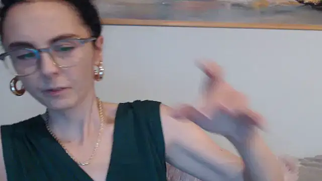 cleophee online show from October 2025 05:56:02 AM