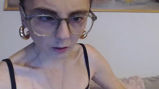 cleophee online show from October 2025 05:41:01 AM