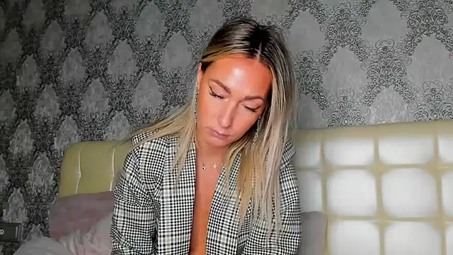 StarryHanna online show from January 2026 11:55:01 PM