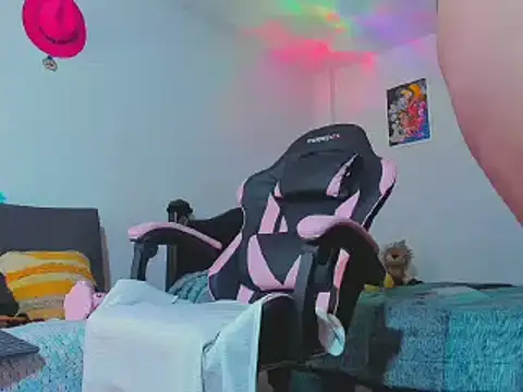 MARIANAWEED online show from March 2026 07:56:01 PM