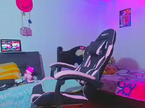 MARIANAWEED online show from March 2026 12:22:02 AM