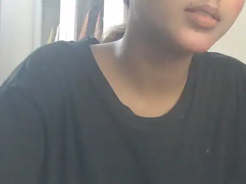Snapshot of NancyRuvi chatting on June 2026 03:35:01 PM NancyRuvi online show from June 2026 03:35:01 PM