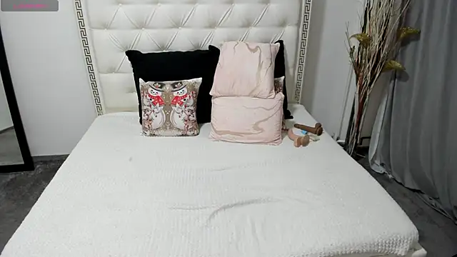 LeylaCum online show from January 2026 05:11:02 AM