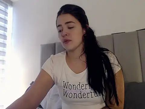 Aleska  Bell online show from December 2025 08:28:02 PM