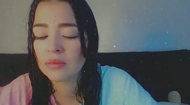 Snapshot of Aleska__Bell chatting on February 2025 03:40:01 PM Aleska Bell online show from February 2025 03:40:01 PM