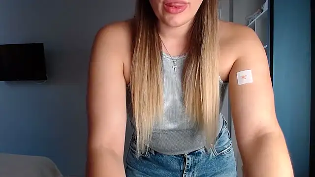 starrydoll online show from September 2025 11:21:01 AM