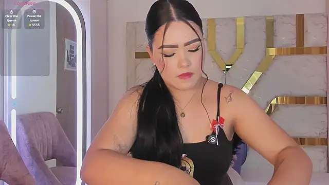 sophy champagne online show from April 2026 01:24:02 AM