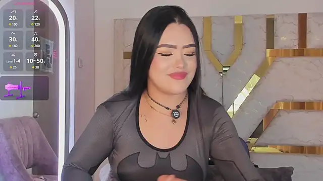 Snapshot of sophy_champagne chatting on May 2026 01:13:02 AM sophy champagne online show from May 2026 01:13:02 AM