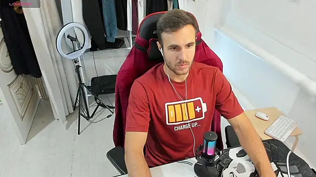 Raamoss online show from September 2025 03:12:02 PM