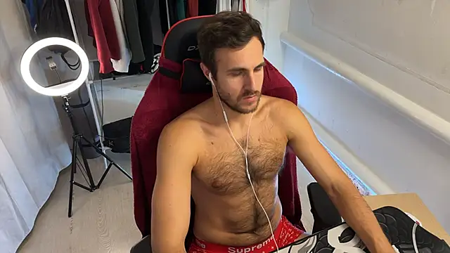 Raamoss online show from October 2025 05:47:01 PM