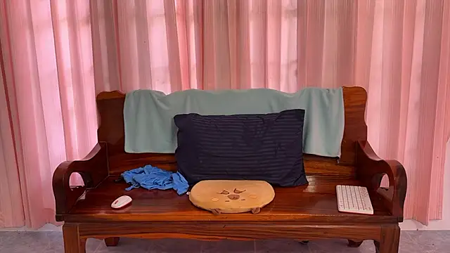 Raamoss online show from March 2026 06:16:02 AM