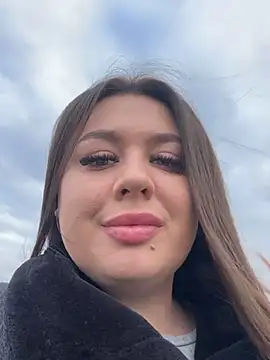 Sara Slow online show from February 2025 01:00:02 PM