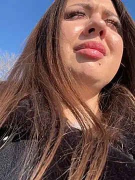 Sara Slow online show from February 2025 11:10:02 AM