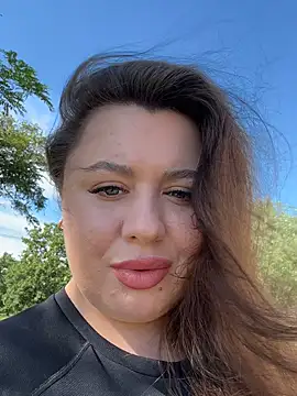 Sara Slow online show from June 2026 01:22:01 PM