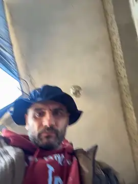 Georgi51906788 online show from December 2025 01:05:02 PM