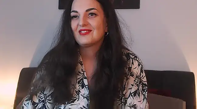 Snapshot of itsyourlady chatting on December 2024 12:45:02 PM itsyourlady online show from December 2024 12:45:02 PM
