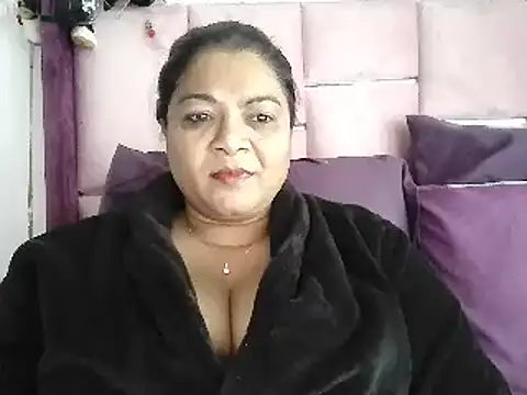 IndianDelia online show from May 2026 05:03:02 AM
