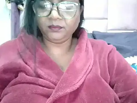 IndianDelia online show from November 2025 03:10:01 AM