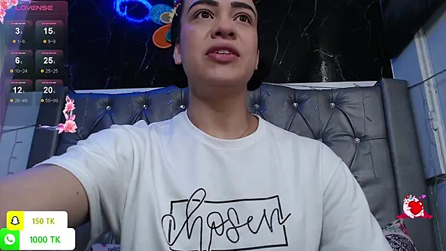 LAILAGUMMY online show from September 2025 01:09:02 PM